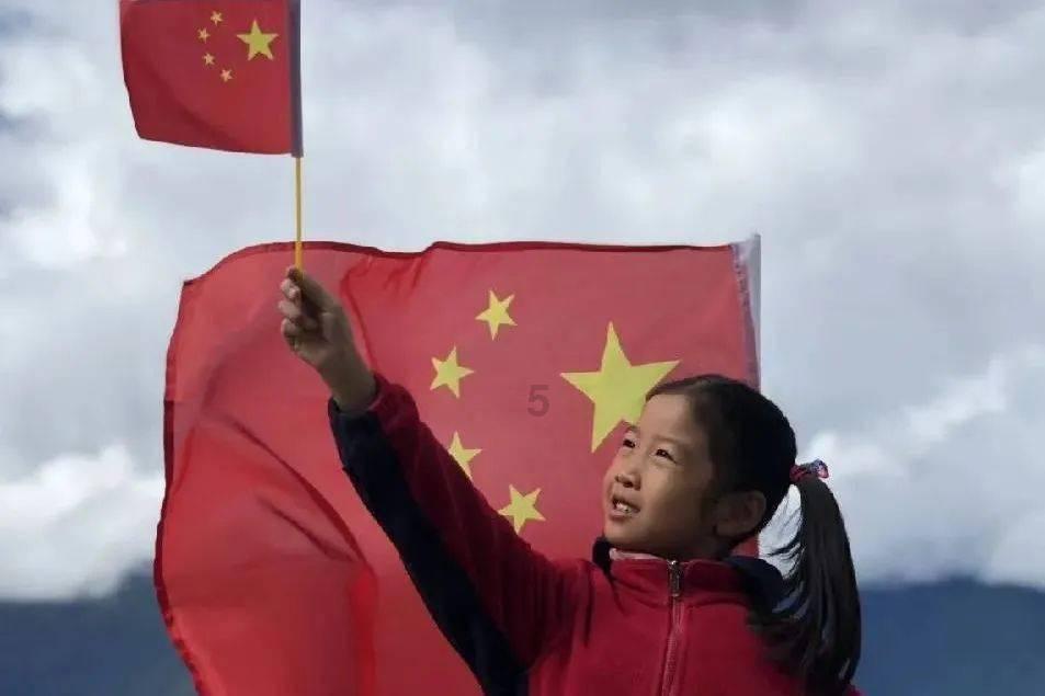 龙年元素迎新年